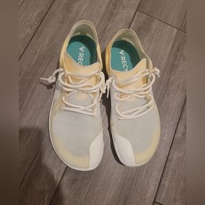 Vivobarefoot Primus Lite III US Size 8 EUR 39  Athletic Training Shoes white